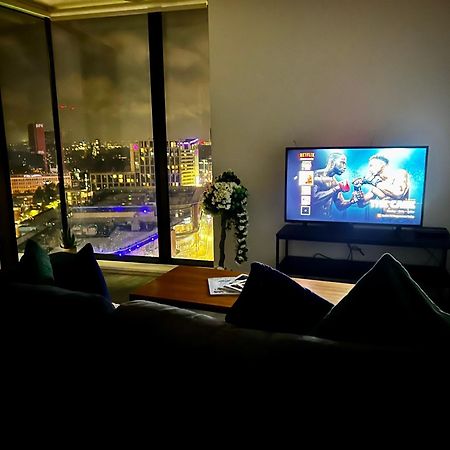 Premium Deals L Last-Minute Stay L 4 Min Walk To Birmingham Central Library L 18Th Floor 2 Bed 2 Bath City Centre Penthouse With Gym & Netflix By Jvt Short Lets Exterior foto